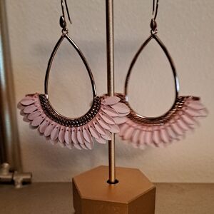 Chic Pink Feathered Teardrop Earrings